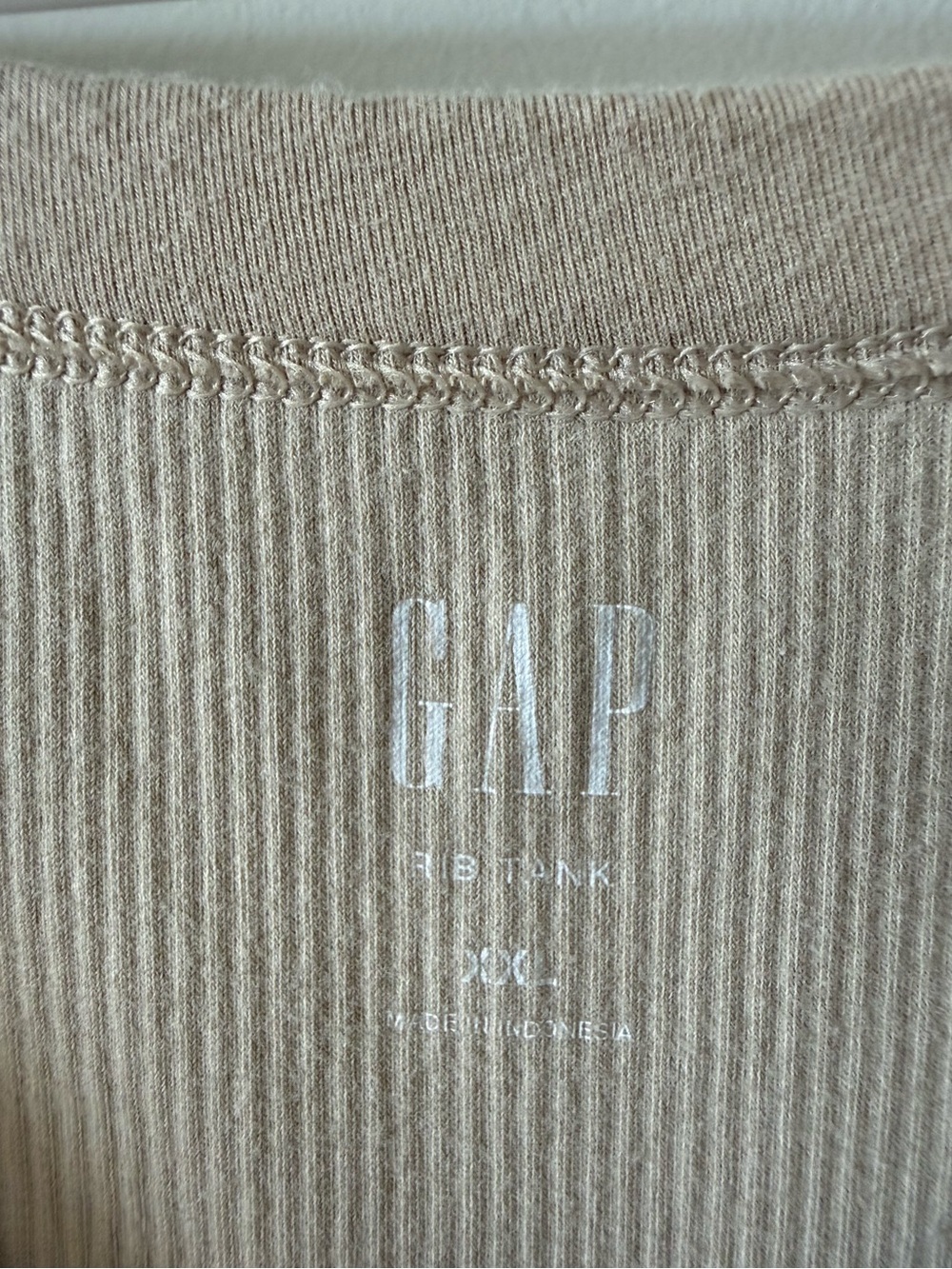 Gap Rib-Knit Tank - Picture 4 of 7